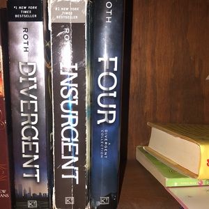 Divergent Book Series